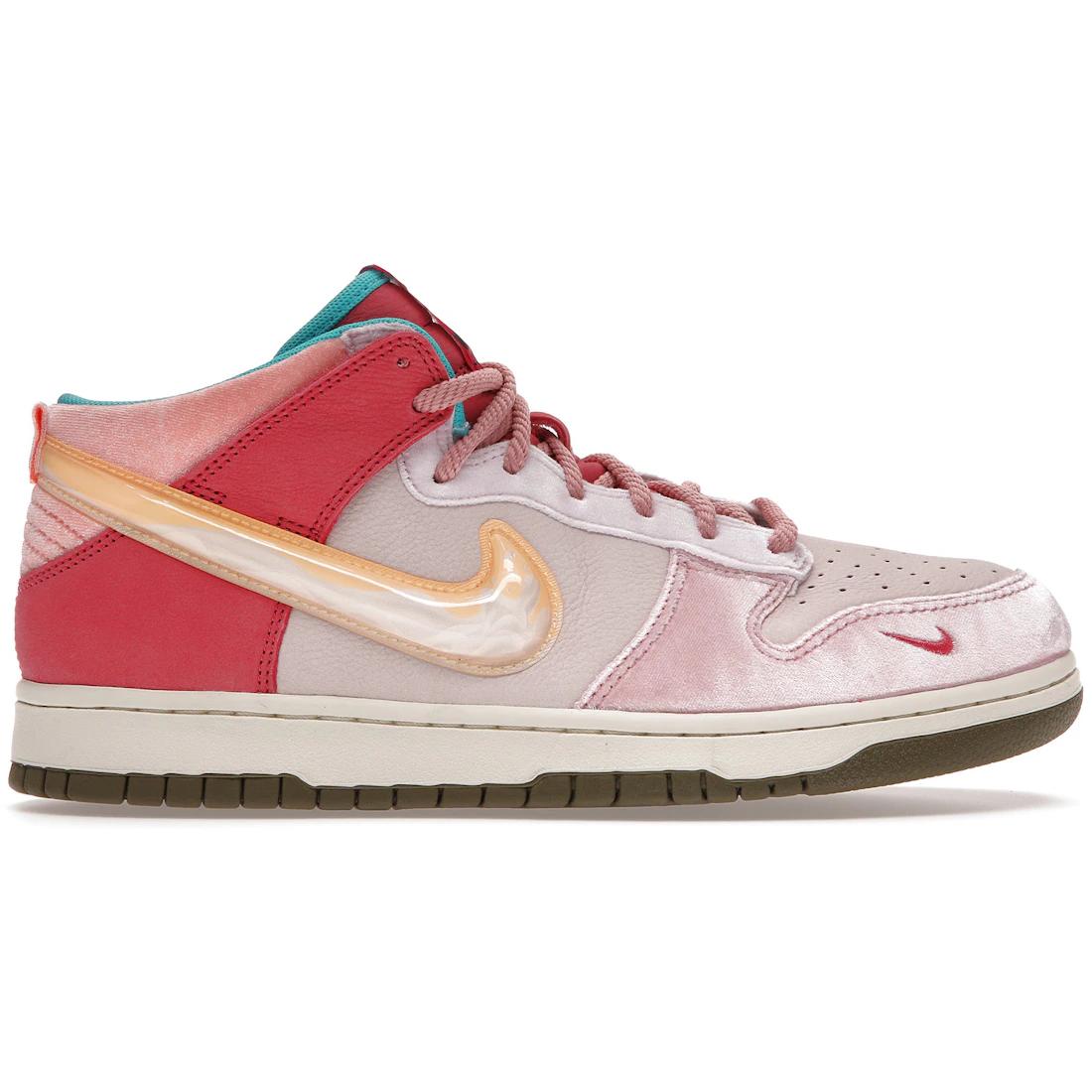 Sneaker Nike Dunk Mid Social Status Free Lunch Strawberry Milk(DJ1173-600) 40.5
Sneaker Nike Dunk Mid Social Status Free Lunch Strawberry Milk(DJ1173-600) 40.5