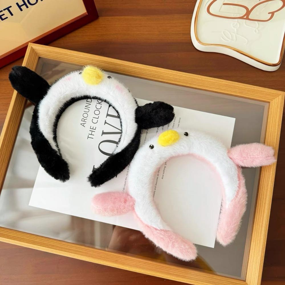 Snotty Pig Plush Hairband Plush Doll Penguin Hair Hoop Creative Cartoon Headband Women Pig
Snotty Pig Plush Hairband Plush Doll Penguin Hair Hoop Creative Cartoon Headband Women Pig