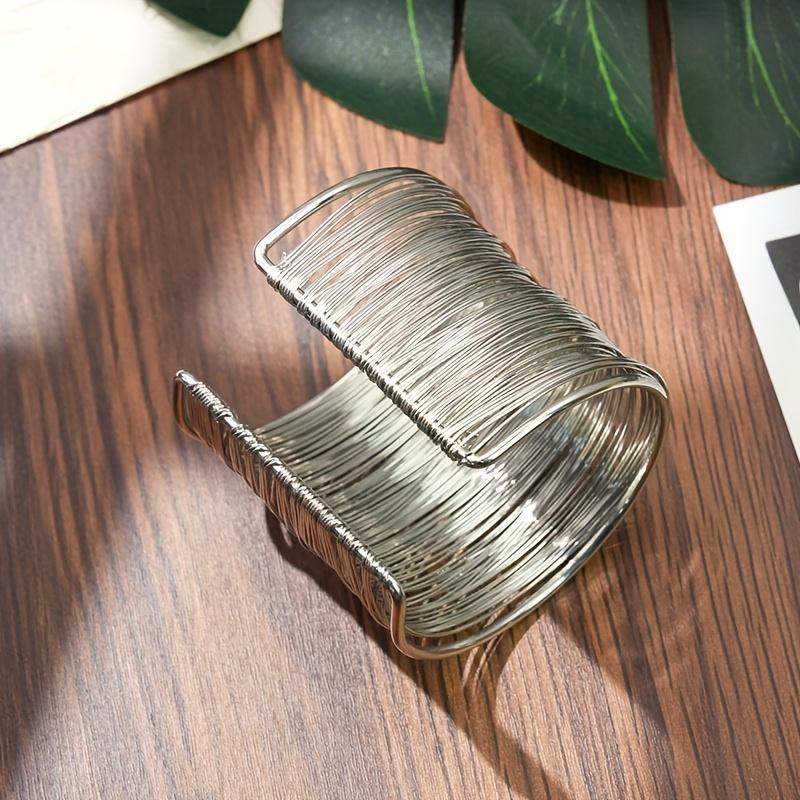 1pcs Men s Multi-Layer Braided Bracelet Set, Stylish Punk Style Wristband
1pcs Men s Multi-Layer Braided Bracelet Set, Stylish Punk Style Wristband