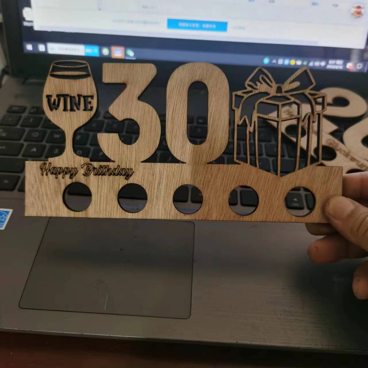 Грошовий подарунок на 18-й день народження Дерево для дорослих, прикраса для вечірки на день народження, ювілей, 18-й день народження 20 years old
Грошовий подарунок на 18-й день народження Дерево для дорослих, прикраса для вечірки на день народження, ювілей, 18-й день народження 20 years old