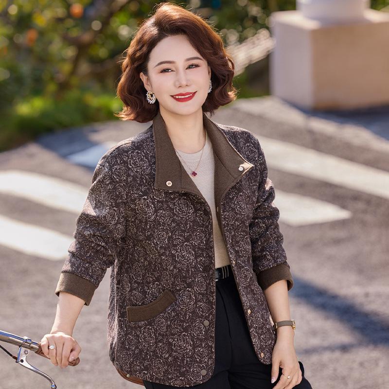Mother s Spring Jacket: Stylish Casual Outerwear for Middle-Aged and Elderly Women – Perfect for Spring and Autumn 4XL (recommended for 130-145 jin)
Mother s Spring Jacket: Stylish Casual Outerwear for Middle-Aged and Elderly Women – Perfect for Spring and Autumn 4XL (recommended for 130-145 jin)