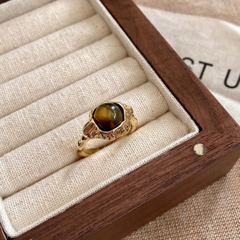Vintage Brown Rings for Women 2025 New Gold Color Wrap Finger Ring Aesthetic Zircon Gifts
Vintage Brown Rings for Women 2025 New Gold Color Wrap Finger Ring Aesthetic Zircon Gifts