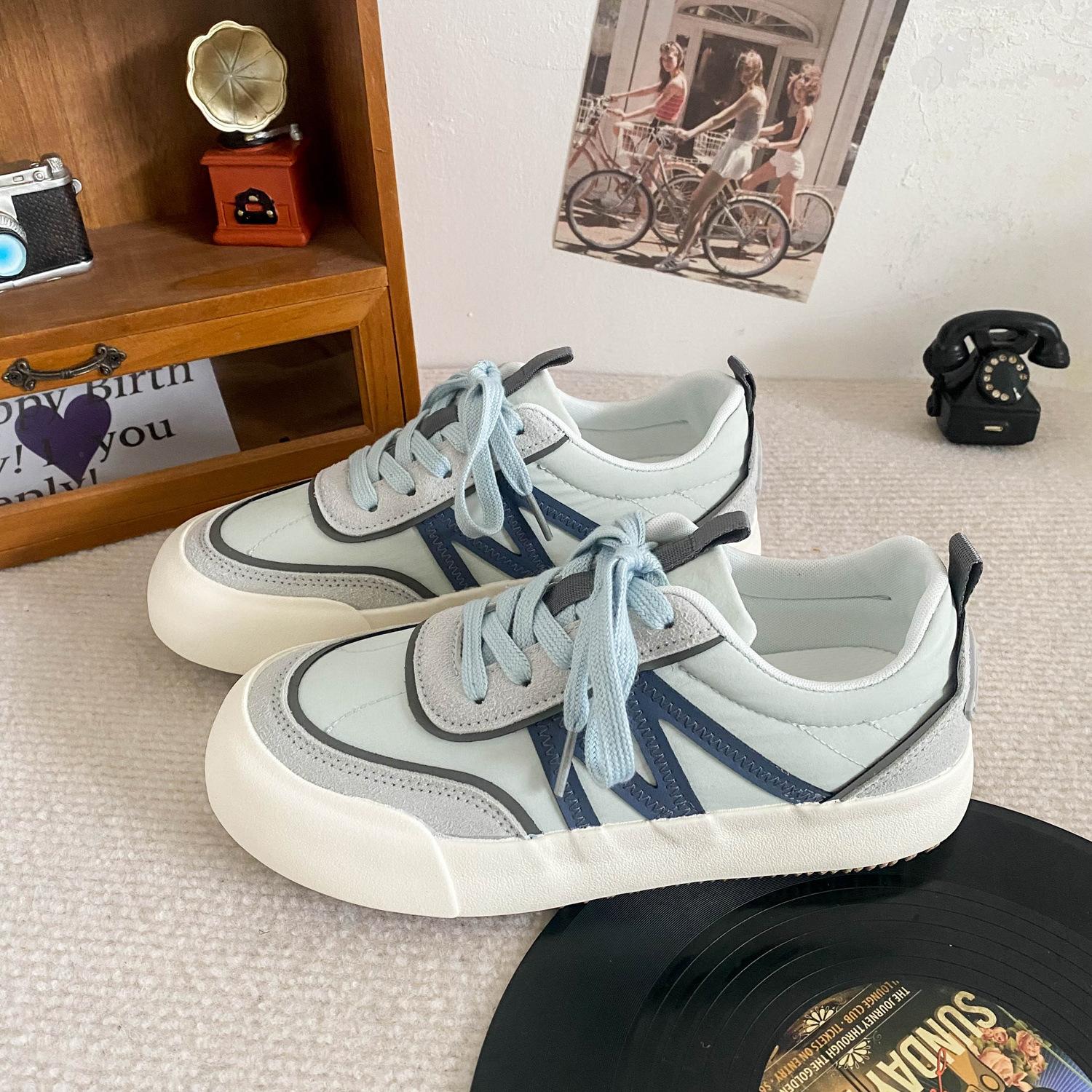 6533 latex insoles/popular thick-soled haze blue board shoes women s shoes 2024 new niche Hong Kong style moral training shoes 40
6533 latex insoles/popular thick-soled haze blue board shoes women s shoes 2024 new niche Hong Kong style moral training shoes 40