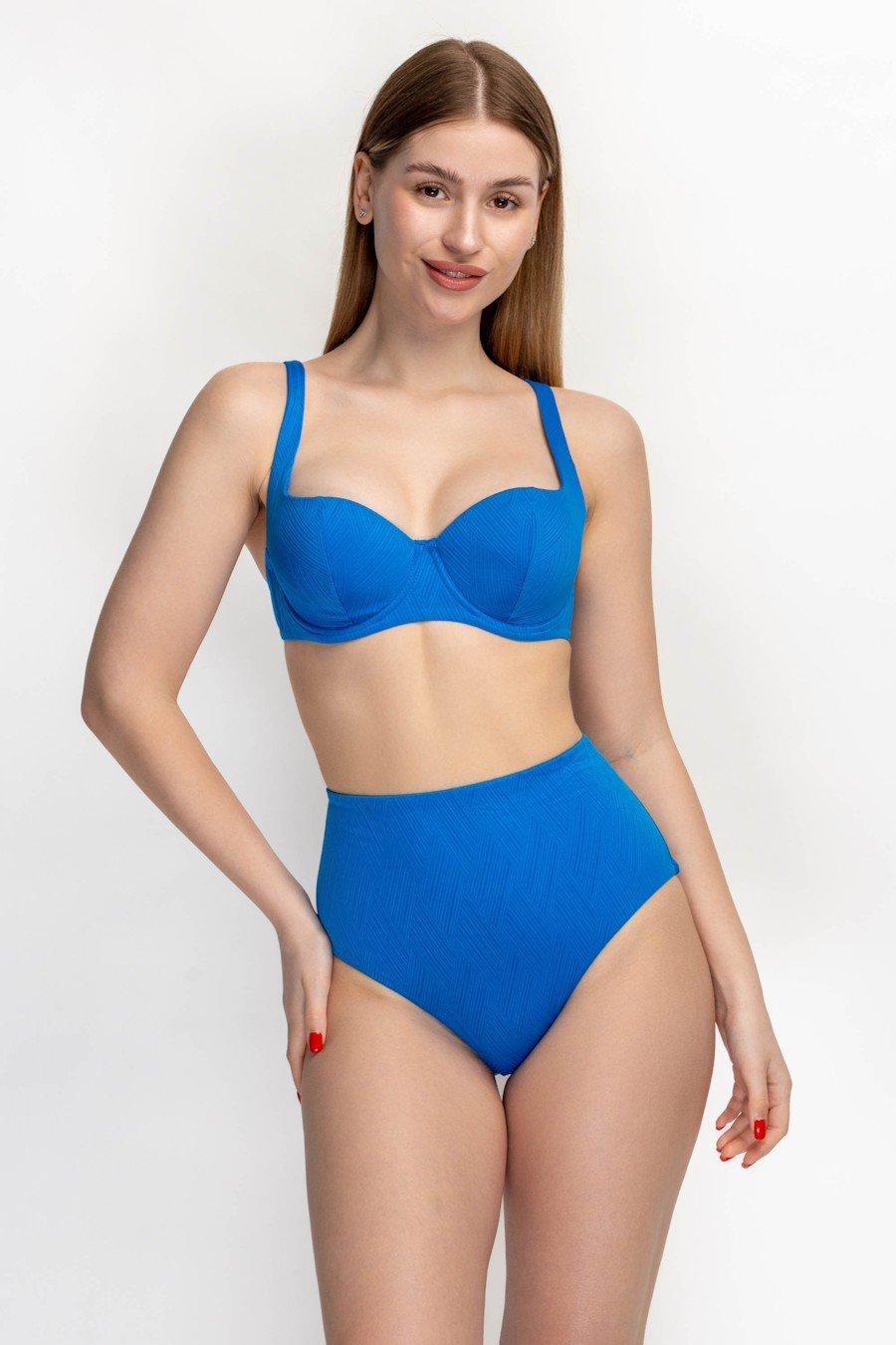 Купальник з ущільненої чашкою, плавки сліп Anabel Arto (91554) 52E/3XL імперська синього кольору
Купальник з ущільненої чашкою, плавки сліп Anabel Arto (91554) 52E/3XL імперська синього кольору