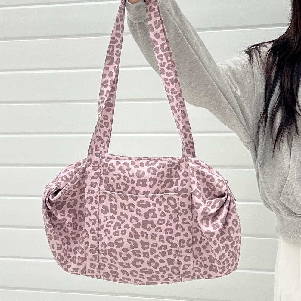 Retro Leopard Print Faux Suede Women s Shoulder Bags Fashion Contrast Color Female Underarm Bags Large Capacity Ladies Handbag рожевий
Retro Leopard Print Faux Suede Women s Shoulder Bags Fashion Contrast Color Female Underarm Bags Large Capacity Ladies Handbag рожевий
