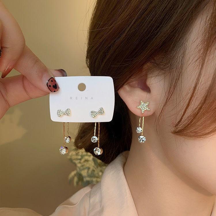 Dongdaemun 925 Silver Bow Star Tassel Earrings - Stylish, Luxurious, and Versatile for Women
Dongdaemun 925 Silver Bow Star Tassel Earrings - Stylish, Luxurious, and Versatile for Women