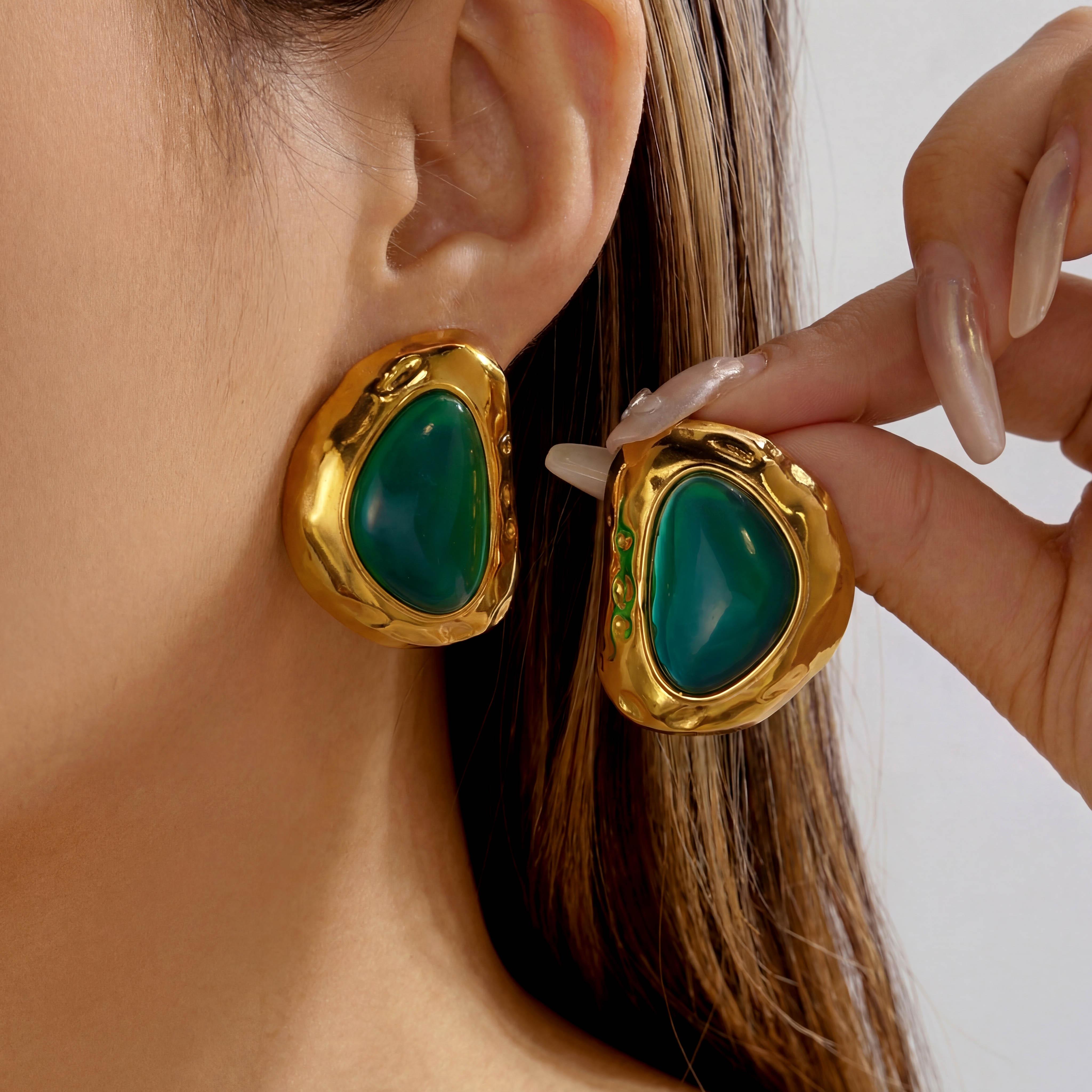 Trendy Vintage Gold Color Stainless Steel Earrings for Women Irregular Geometry Green Resin Earrings Aesthetic Party Jewelry
Trendy Vintage Gold Color Stainless Steel Earrings for Women Irregular Geometry Green Resin Earrings Aesthetic Party Jewelry
