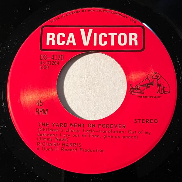 7inch Record RICHARD HARRIS - The Yard Went On Forever / Lucky Me DS4170 RCA Victor 1968 Canada Pop Used
7inch Record RICHARD HARRIS - The Yard Went On Forever / Lucky Me DS4170 RCA Victor 1968 Canada Pop Used