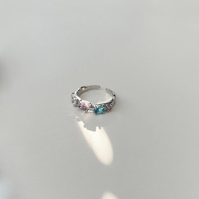 ANENJERY цветное циркониевое геометрическое кольцо с нестандартным отверстием для женщин, модные простые вечерние ювелирные изделия, подарки
ANENJERY цветное циркониевое геометрическое кольцо с нестандартным отверстием для женщин, модные простые вечерние ювелирные изделия, подарки