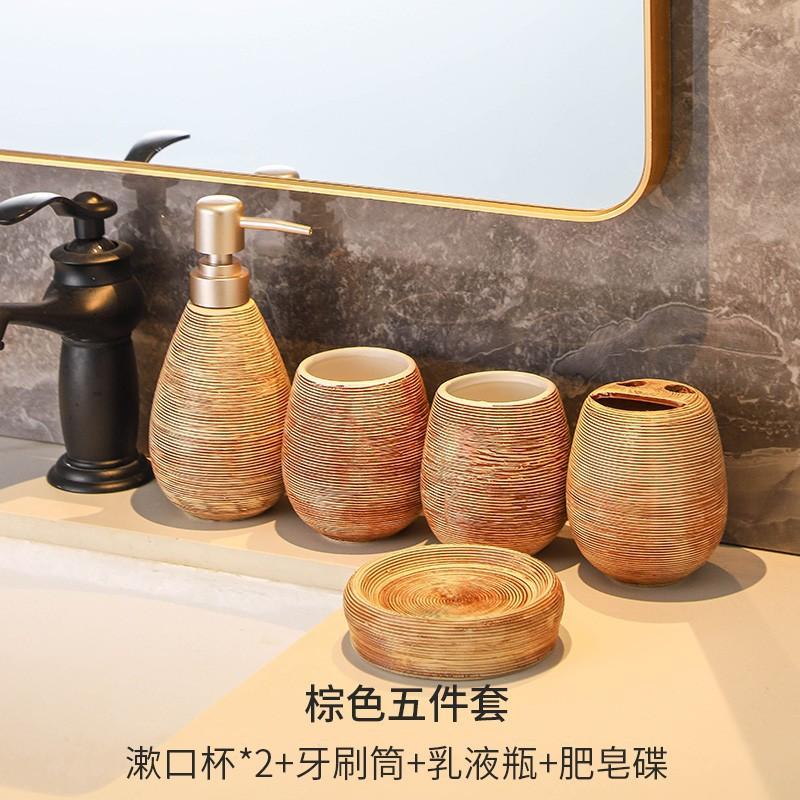 Vintage handmade ceramic toothbrush holder soap dispenser lotion bottle mouthwash cup ceramic five piece bathroom set коричневий
Vintage handmade ceramic toothbrush holder soap dispenser lotion bottle mouthwash cup ceramic five piece bathroom set коричневий