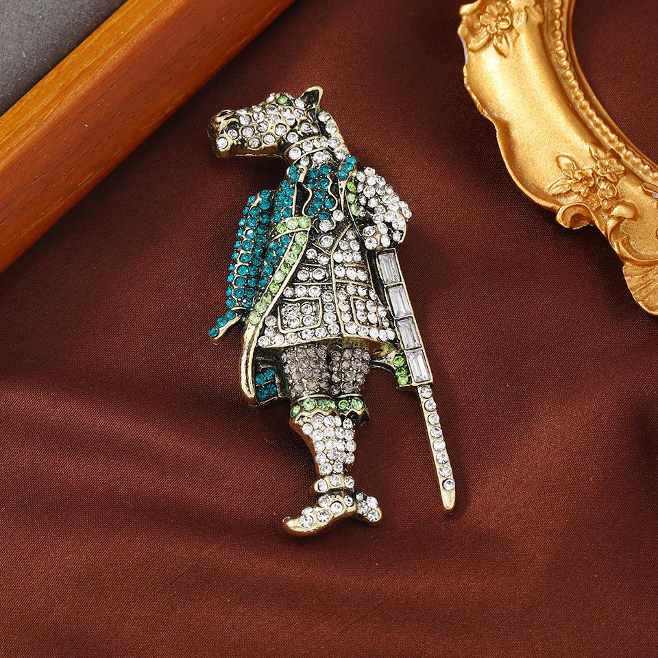 Classic Centaur Knight Shield Crystal Baroque Brooches Badges For Women Men Vintage Palace Rhinestone Pins Accessories
Classic Centaur Knight Shield Crystal Baroque Brooches Badges For Women Men Vintage Palace Rhinestone Pins Accessories