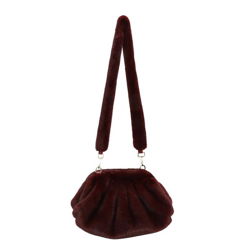 Elegant Wrinkled Cloud Clutch Bag Faux Fur Shell Shoulder Crossbody Bag Women Stylish Pillow Bag Guangzhou High Quality Bag
Elegant Wrinkled Cloud Clutch Bag Faux Fur Shell Shoulder Crossbody Bag Women Stylish Pillow Bag Guangzhou High Quality Bag