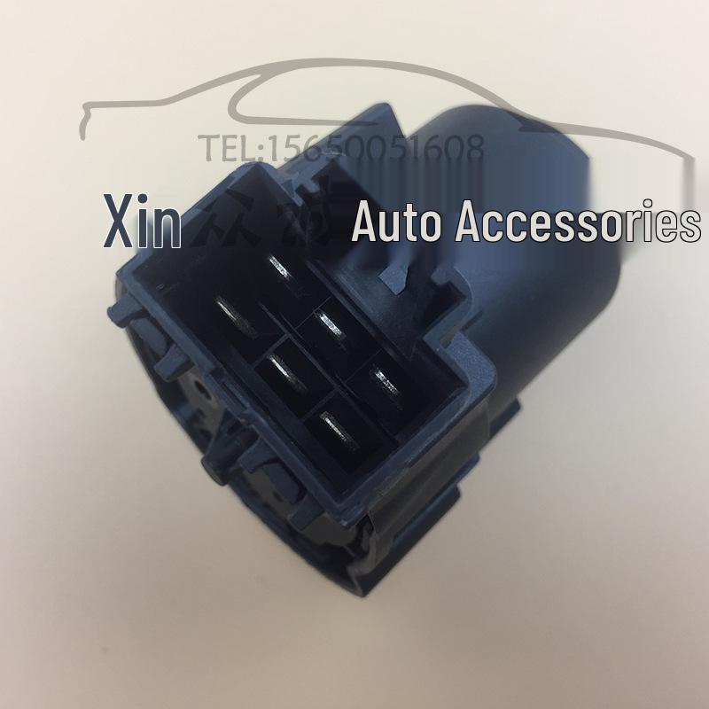 Черно-белый замок зажигания для New Bora, Polo, Lavida и Fabia
Черно-белый замок зажигания для New Bora, Polo, Lavida и Fabia