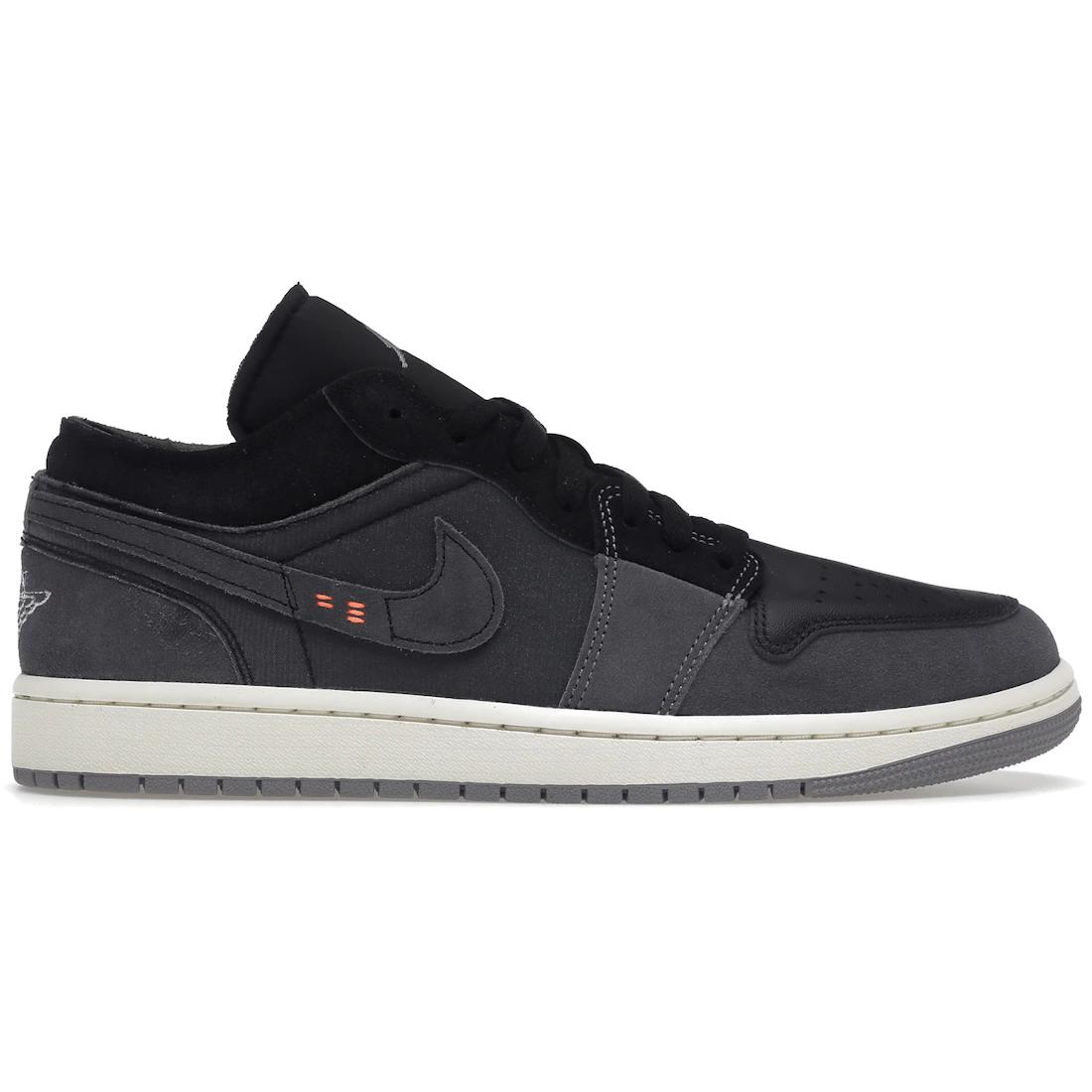 Кроссовки Jordan 1 Low Craft Inside Out Черные(ДН1635-001) 42 
Кроссовки Jordan 1 Low Craft Inside Out Черные(ДН1635-001) 42