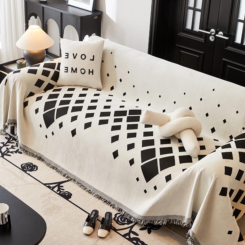 Простое и легкое роскошное синельное полотенце для дивана, универсальный универсальный универсальный чехол для дивана, нескользящий, теплый, не царапается 180*130cm
Простое и легкое роскошное синельное полотенце для дивана, универсальный универсальный универсальный чехол для дивана, нескользящий, теплый, не царапается 180*130cm