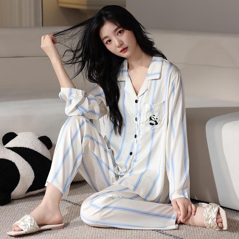 Pajamas women s spring and autumn ice silk long-sleeved autumn women s new simulated silk summer loungewear set m recommended 40-50kg
Pajamas women s spring and autumn ice silk long-sleeved autumn women s new simulated silk summer loungewear set m recommended 40-50kg