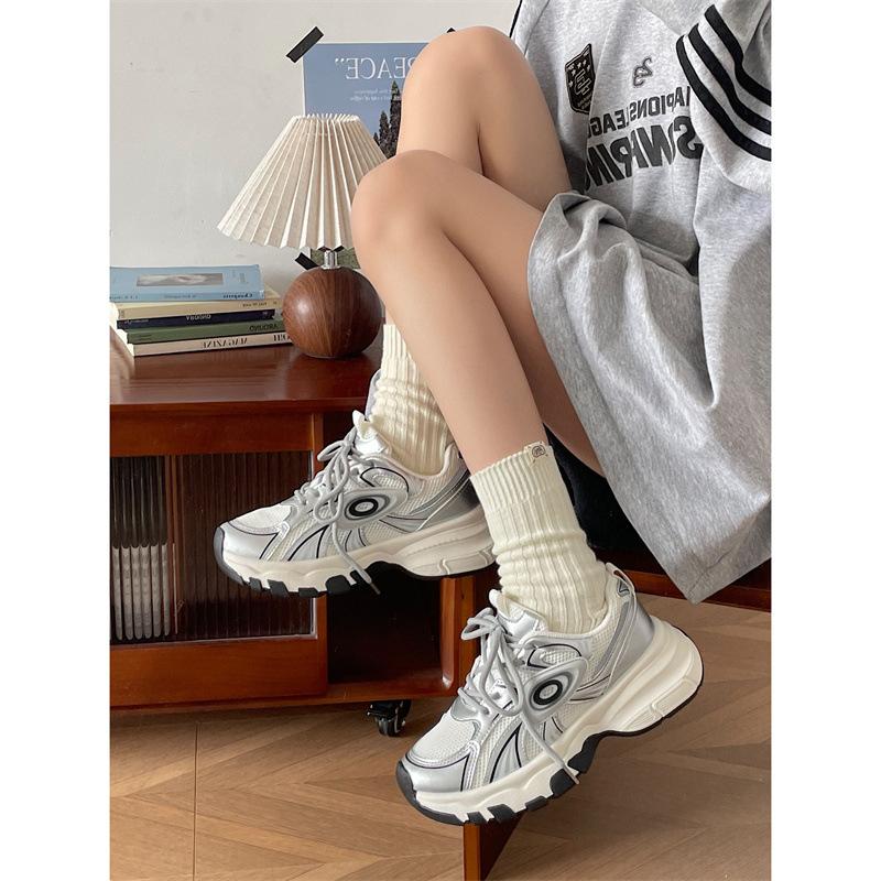 Silver heightening and showing feet, small platform dad shoes, women s new summer mesh lightweight sports shoes 35 чёрный
Silver heightening and showing feet, small platform dad shoes, women s new summer mesh lightweight sports shoes 35 чёрный