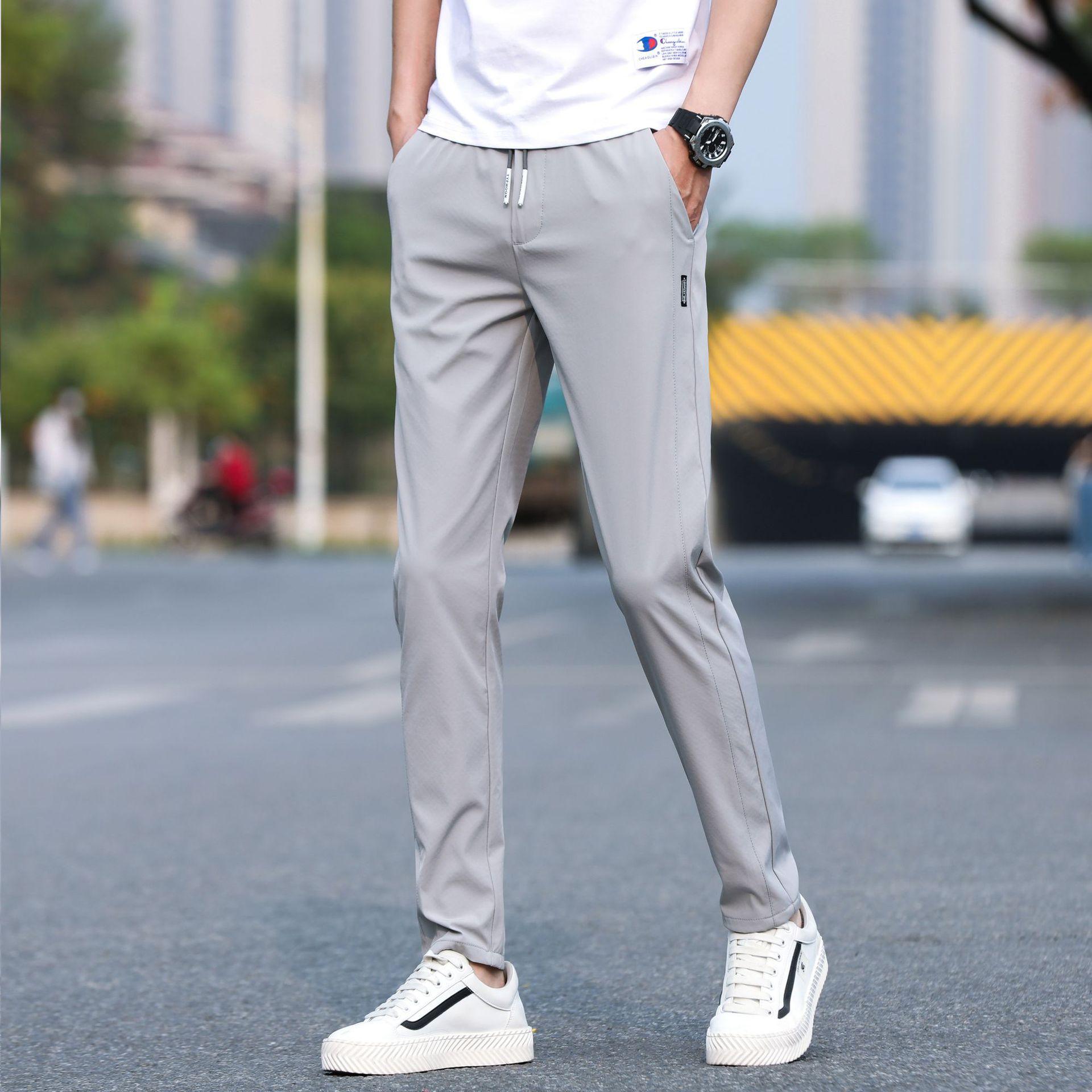 Ice-Silk Casual Trousers for Men Summer Lightweight Loose-Fit Straight-Leg Trousers New Style Sports Trousers for Men 38 світло-сірого кольору
Ice-Silk Casual Trousers for Men Summer Lightweight Loose-Fit Straight-Leg Trousers New Style Sports Trousers for Men 38 світло-сірого кольору