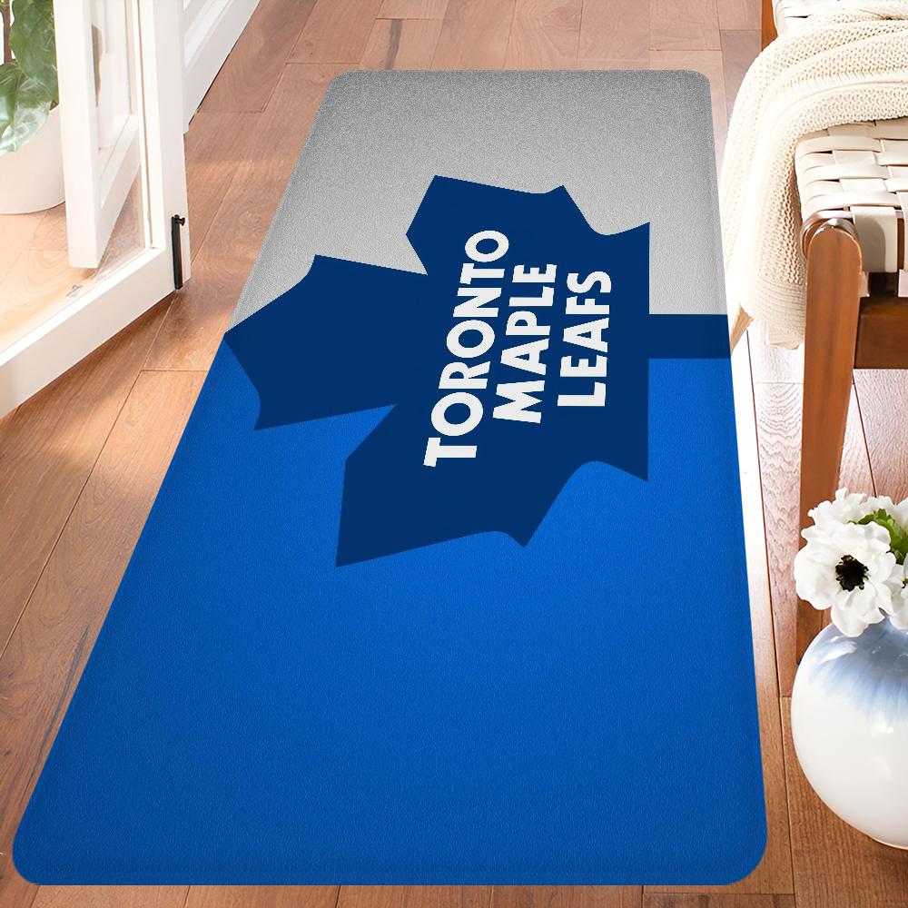 Т-Торонто Мейпл Лифс Комнатные коврики Ретро Множественный выбор Ковер для гостиной и кухни Нескользящий Приветственный коврик 50x80cm
Т-Торонто Мейпл Лифс Комнатные коврики Ретро Множественный выбор Ковер для гостиной и кухни Нескользящий Приветственный коврик 50x80cm