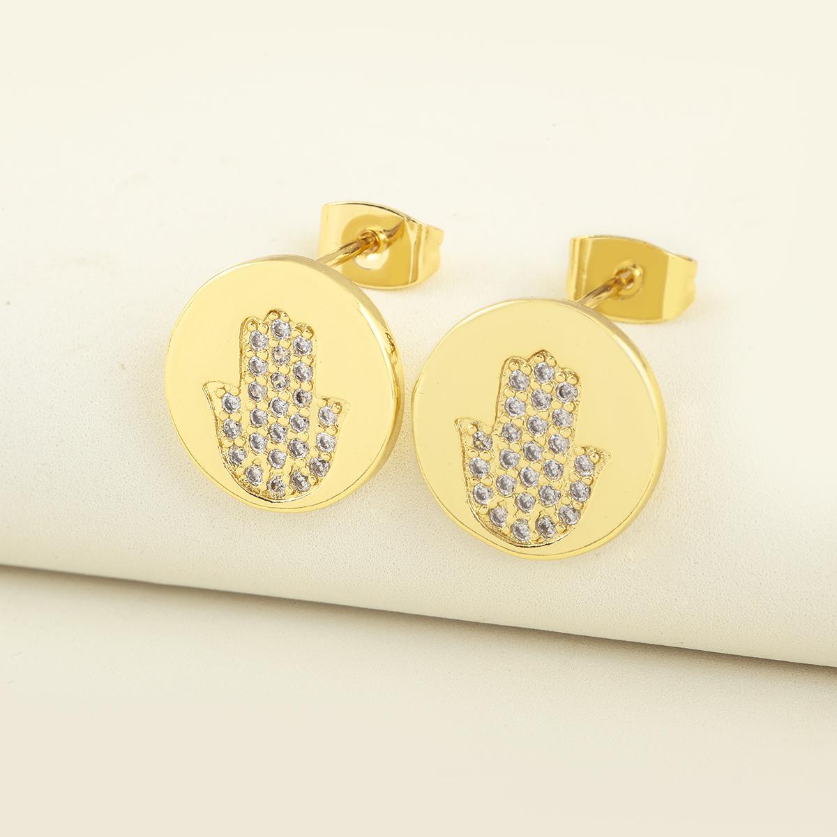 Nidin New Popular Round Shape Copper Inlaid Zircon Palm Stud Earrings For Women Female Fashion Versatile Ear Jewelry Accessories белый
Nidin New Popular Round Shape Copper Inlaid Zircon Palm Stud Earrings For Women Female Fashion Versatile Ear Jewelry Accessories белый