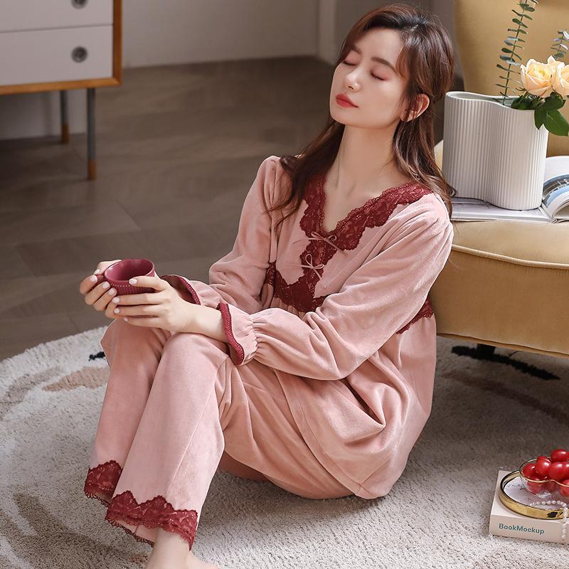 Island Fleece Pajamas Women S Autumn And Winter Thin Fleece Warm Long-Sleeved Coral Fleece Temperament Elegant V-Neck Loungewear Set 3XL
Island Fleece Pajamas Women S Autumn And Winter Thin Fleece Warm Long-Sleeved Coral Fleece Temperament Elegant V-Neck Loungewear Set 3XL
