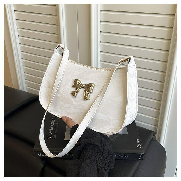 Simple four-color sweet and fresh butterfly underarm bag texture foreign style women s portable diagal span fashi bow women белый
Simple four-color sweet and fresh butterfly underarm bag texture foreign style women s portable diagal span fashi bow women белый