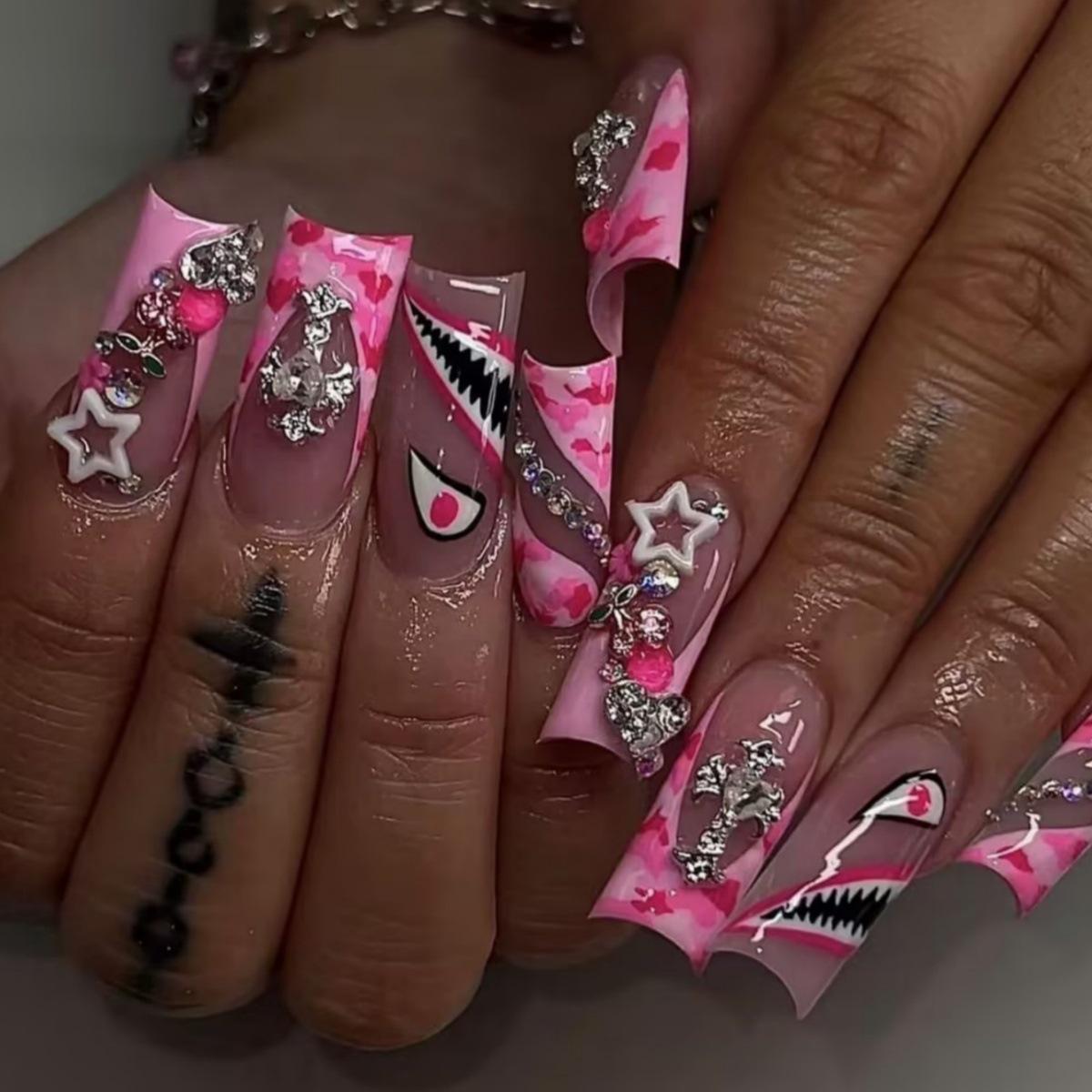 Wearable Armor Cross & Cherry Blossom Nail Art Tips with Five-Pointed Stars - Hot Girl Style
Wearable Armor Cross & Cherry Blossom Nail Art Tips with Five-Pointed Stars - Hot Girl Style