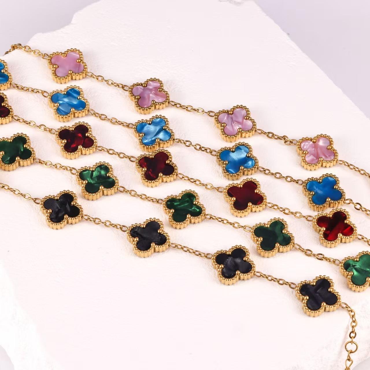 Bright Color 13mm Fashion Four-leaf Clover Bracelet Classic Versatile Models Women s Bracelet
Bright Color 13mm Fashion Four-leaf Clover Bracelet Classic Versatile Models Women s Bracelet