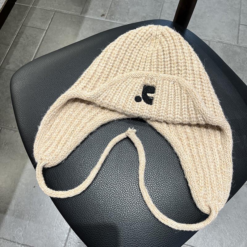 Junbie Women s Embroidered Knitted Winter Trapper Hat
Junbie Women s Embroidered Knitted Winter Trapper Hat