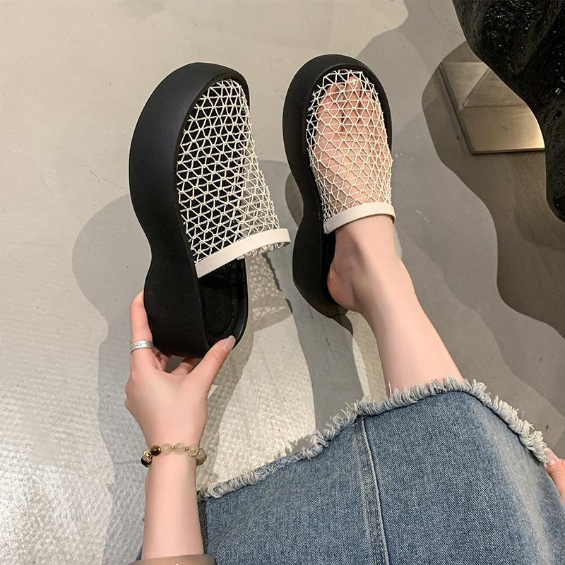 High-value sandals muffin thick-soled high-heeled hollowed-out bag head women s summer small man height increase half slippers 35 чорний
High-value sandals muffin thick-soled high-heeled hollowed-out bag head women s summer small man height increase half slippers 35 чорний