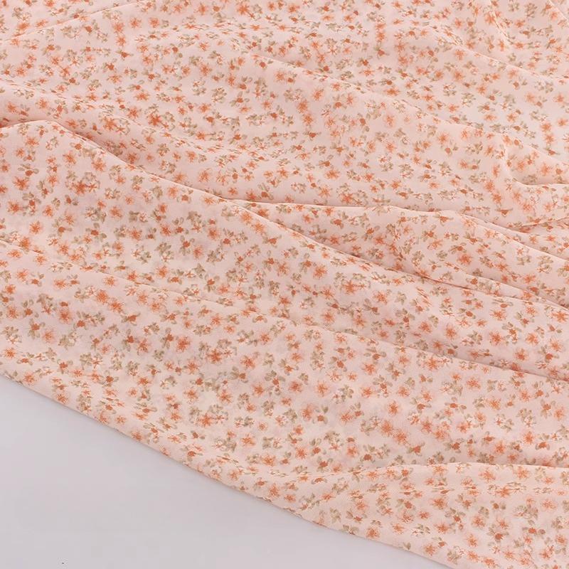 New Pearl Chiffon Printed Fabric Summer Small Floral Single-layer Thin Through Hanging Good Fabric for DIY Dress Slip Skirt 100x150cm
New Pearl Chiffon Printed Fabric Summer Small Floral Single-layer Thin Through Hanging Good Fabric for DIY Dress Slip Skirt 100x150cm