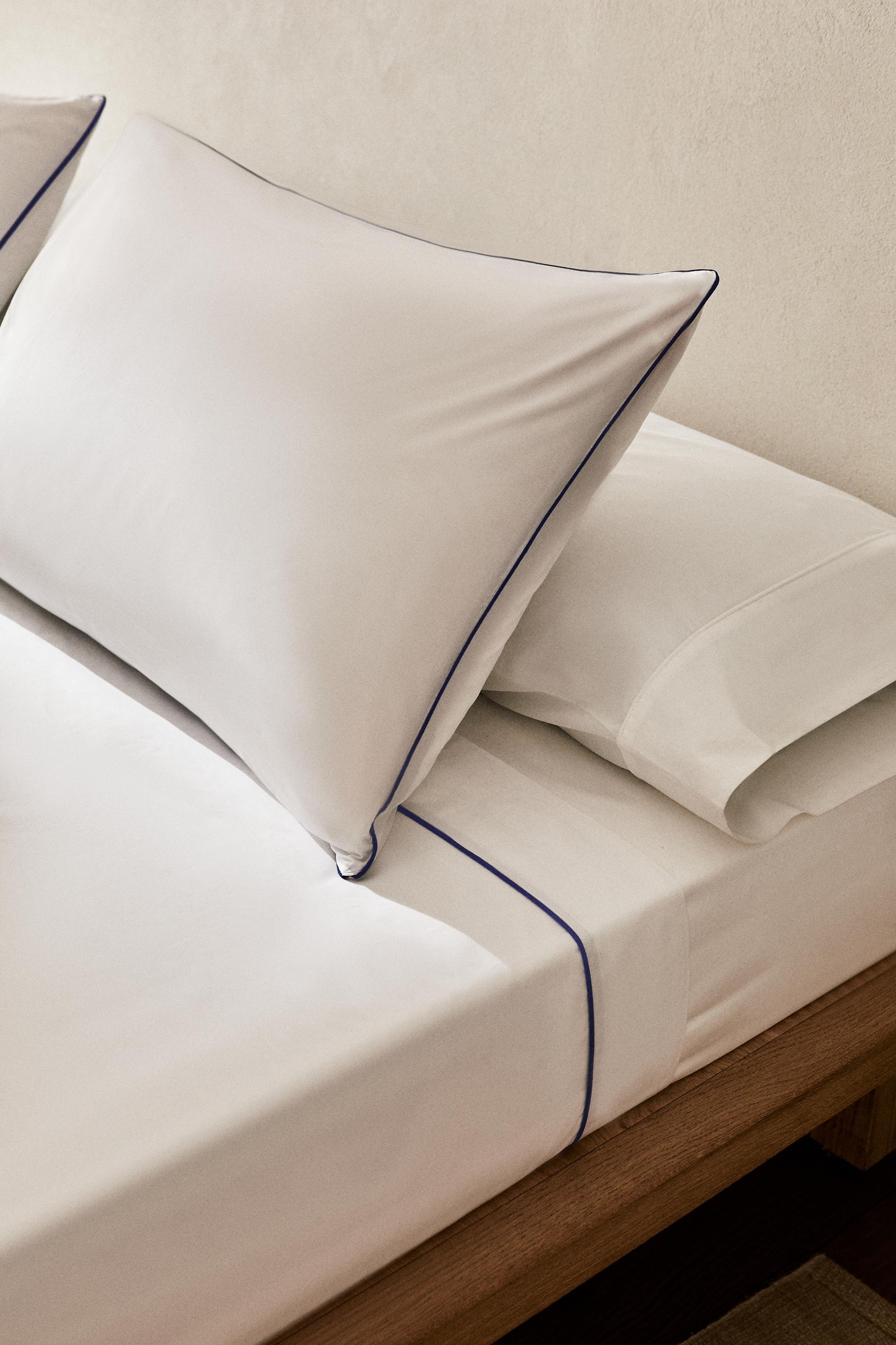 НАВУШКА С СИНЕЙ КАНТОВКОЙ
НАВУШКА С СИНЕЙ КАНТОВКОЙ