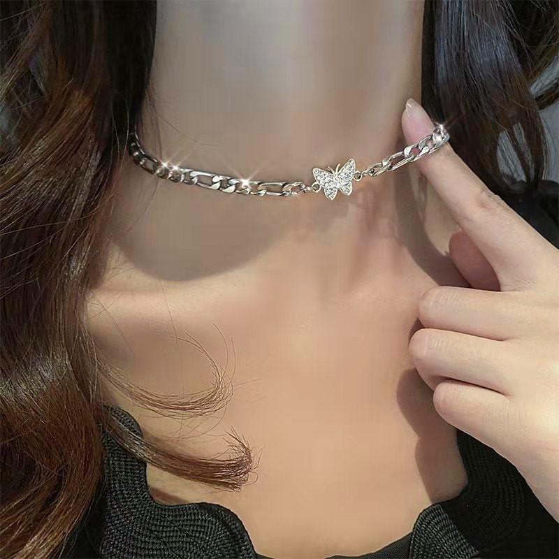 Copper Color Irregualr Choker Necklace for Women Love Heart Crystal Clavicle Chain Necklace Wholesale Zircon
Copper Color Irregualr Choker Necklace for Women Love Heart Crystal Clavicle Chain Necklace Wholesale Zircon