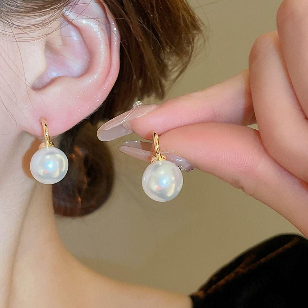 Simple Pearl Pendant Earrings Sweet Round Pearl Stud Earrings Pearl Hoop Earrings Woman
Simple Pearl Pendant Earrings Sweet Round Pearl Stud Earrings Pearl Hoop Earrings Woman