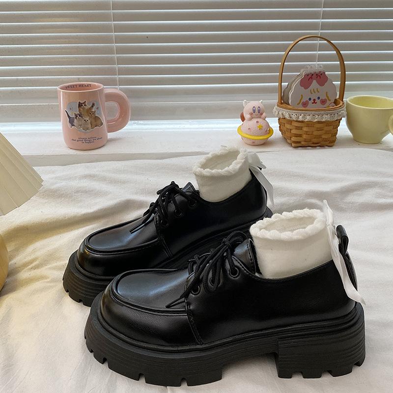 Thick heel thick sole white lace-up British style retro small leather shoes women s Korean version single shoes 2025 autumn new trend 35 чорний
Thick heel thick sole white lace-up British style retro small leather shoes women s Korean version single shoes 2025 autumn new trend 35 чорний