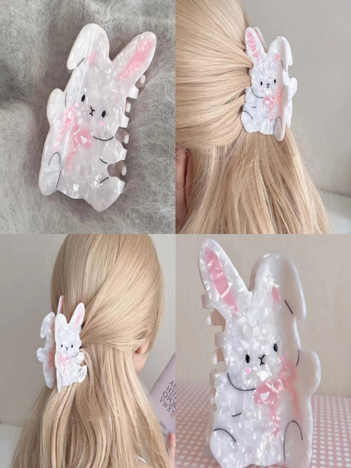 A new, niche design, sweet and versatile, gentle bow-tied rabbit claw clip, super cute pink acetate shark clip Size fits all
A new, niche design, sweet and versatile, gentle bow-tied rabbit claw clip, super cute pink acetate shark clip Size fits all