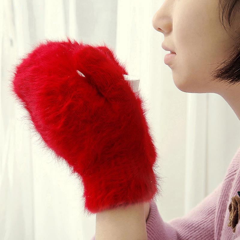 Women Rabbit Hair Furry Hand Warmer Gloves Cold Weather Thermal Winter Warm Gloves Mittens One Size червоний
Women Rabbit Hair Furry Hand Warmer Gloves Cold Weather Thermal Winter Warm Gloves Mittens One Size червоний