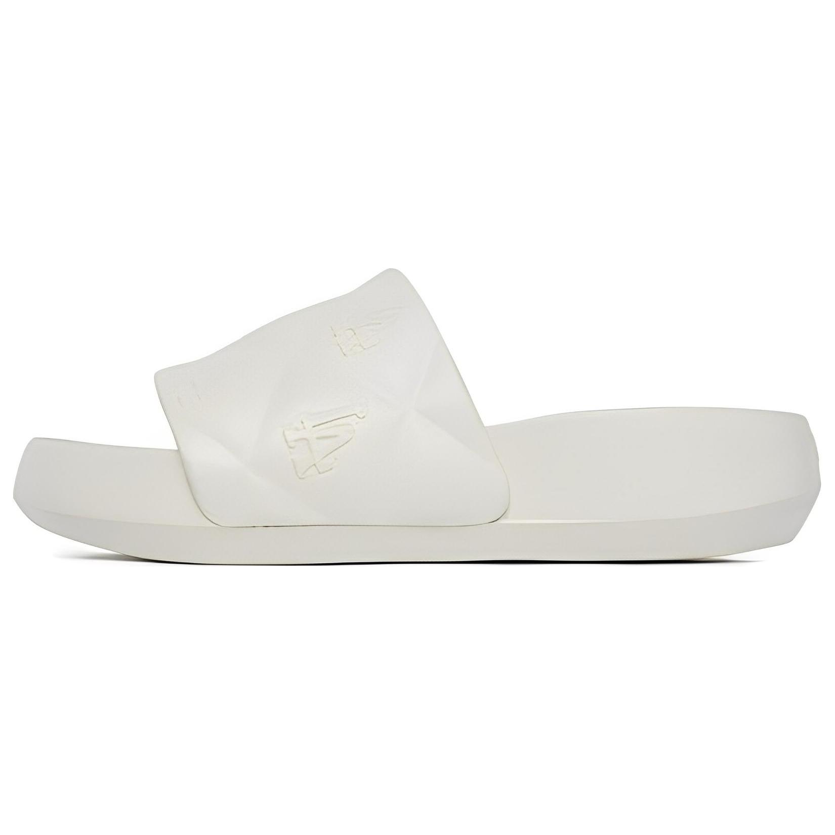 MLB Slipper Chunky Bouncer Slide Los Angeles Dodgers Los Angeles Dodgers Slip Resistant Abrasion Resistant 3ALPFBS33-07WHS 39
MLB Slipper Chunky Bouncer Slide Los Angeles Dodgers Los Angeles Dodgers Slip Resistant Abrasion Resistant 3ALPFBS33-07WHS 39
