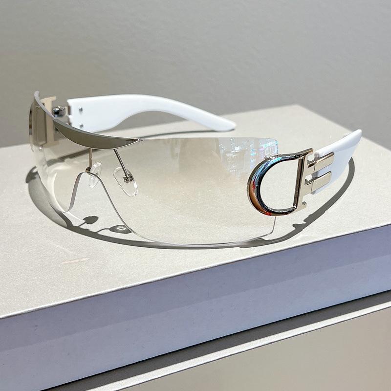 Солнцезащитные очки без оправы для женщин, модные квадратные солнцезащитные очки для мужчин, роскошные винтажные оправы с оправой вокруг очков
Солнцезащитные очки без оправы для женщин, модные квадратные солнцезащитные очки для мужчин, роскошные винтажные оправы с оправой вокруг очков