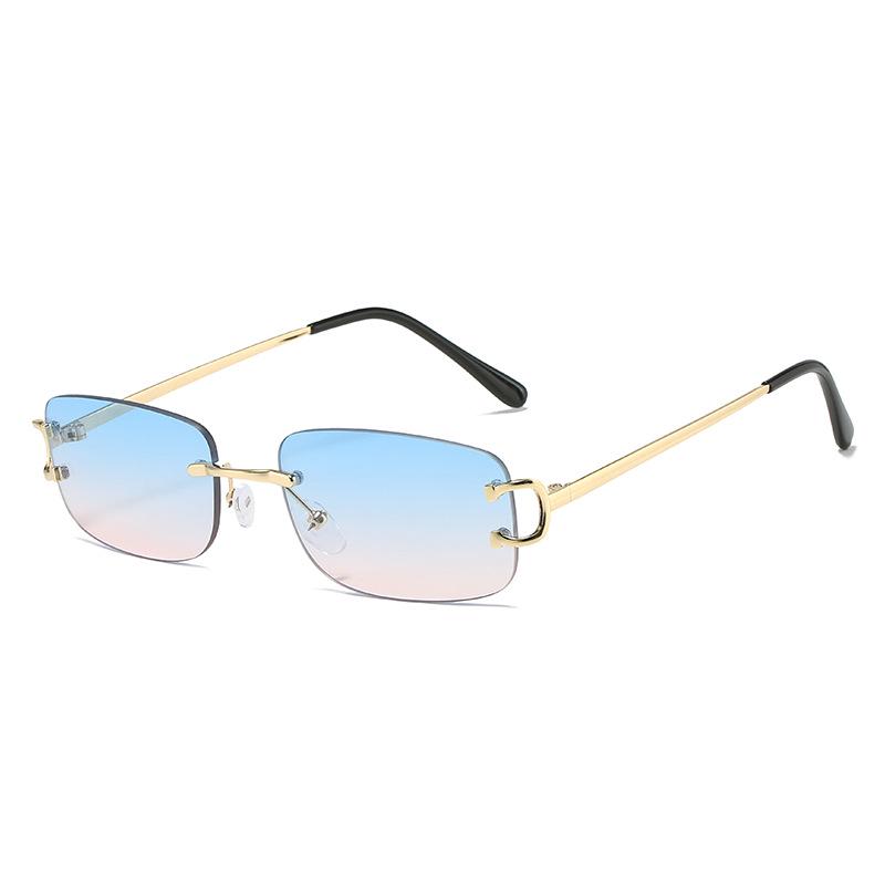 Квадратные солнцезащитные очки без оправы с необработанным краем для женщин - Европейская и американская мода, стиль INS, тренд уличной фотографии, маленькие очки для личности.
Квадратные солнцезащитные очки без оправы с необработанным краем для женщин - Европейская и американская мода, стиль INS, тренд уличной фотографии, маленькие очки для личности.