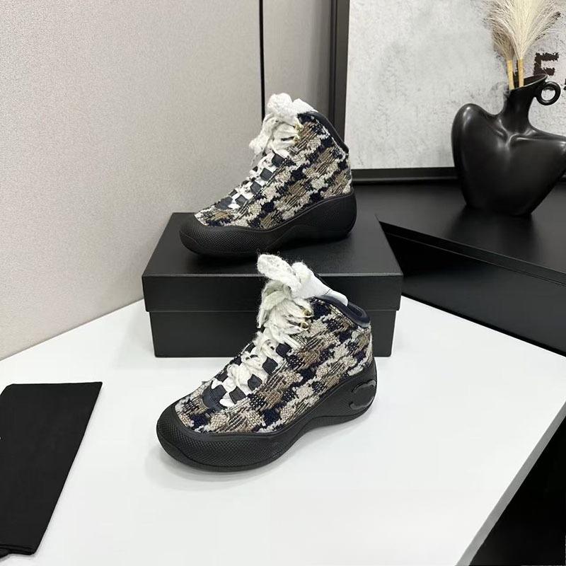 LUXSOLE High-Quality Spring New Canvas Low-Top Shoes Couple Style Irregular Design,Retro Vintage Skate Shoes Fashion Sneakers Shoes 35
LUXSOLE High-Quality Spring New Canvas Low-Top Shoes Couple Style Irregular Design,Retro Vintage Skate Shoes Fashion Sneakers Shoes 35