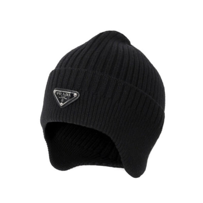 Шапка-біні Prada з трикутним логотипом 2HC389 2DZL F0002 2HC389 2DZL F0002
Шапка-біні Prada з трикутним логотипом 2HC389 2DZL F0002 2HC389 2DZL F0002