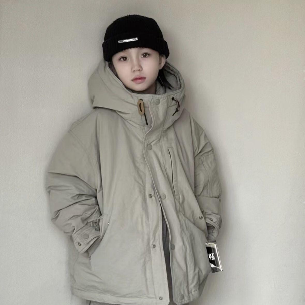 Детская одежда Осень и Зима Рабочая Пуховая Хлопковая Одежда Утолщенная Для Сохранения Тепла, Куртка Однотонная для Детей Среднего и Старшего Возраста 120 хаки
Детская одежда Осень и Зима Рабочая Пуховая Хлопковая Одежда Утолщенная Для Сохранения Тепла, Куртка Однотонная для Детей Среднего и Старшего Возраста 120 хаки