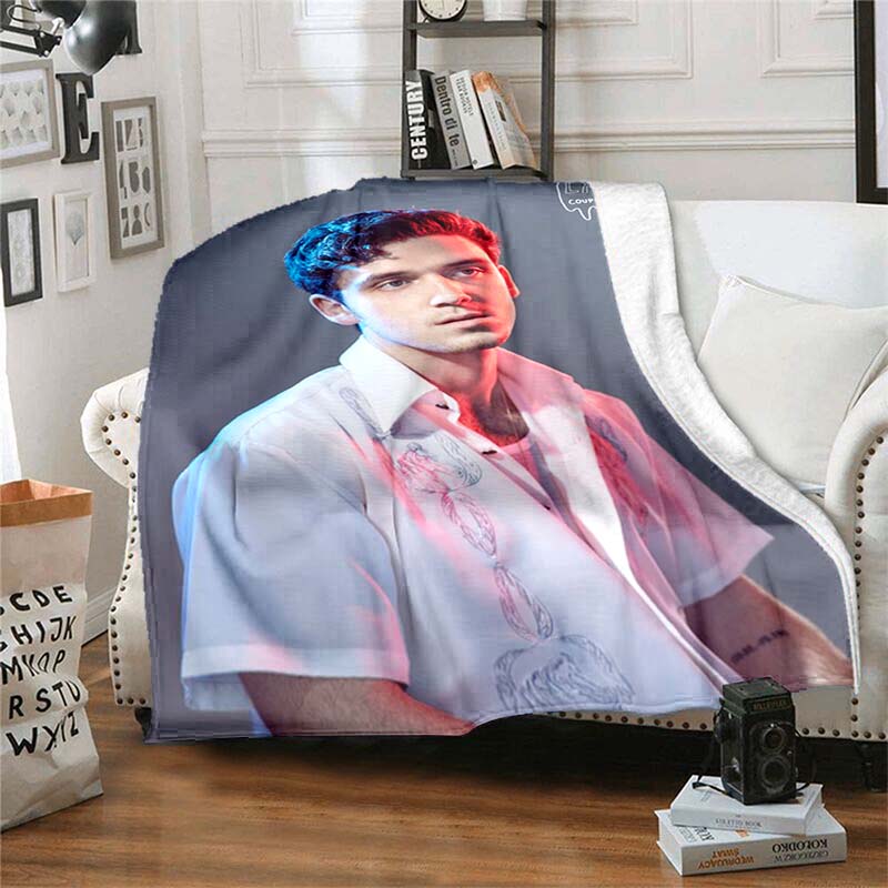 L-Lauv Singer Soft Flannel Blanket, Warm and Comfortable, Suitable for Picnics, Beds, Sofas, and Home Bedrooms. 75x90cm
L-Lauv Singer Soft Flannel Blanket, Warm and Comfortable, Suitable for Picnics, Beds, Sofas, and Home Bedrooms. 75x90cm