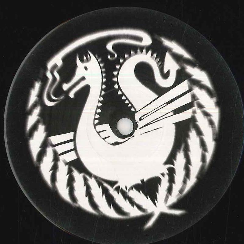 12-дюймовая пластинка KILO - Scum City / Muddy Waters DDRAG25 DOPE DRAGON 2006 UK Танцевальная & Электронная Б/У
12-дюймовая пластинка KILO - Scum City / Muddy Waters DDRAG25 DOPE DRAGON 2006 UK Танцевальная & Электронная Б/У