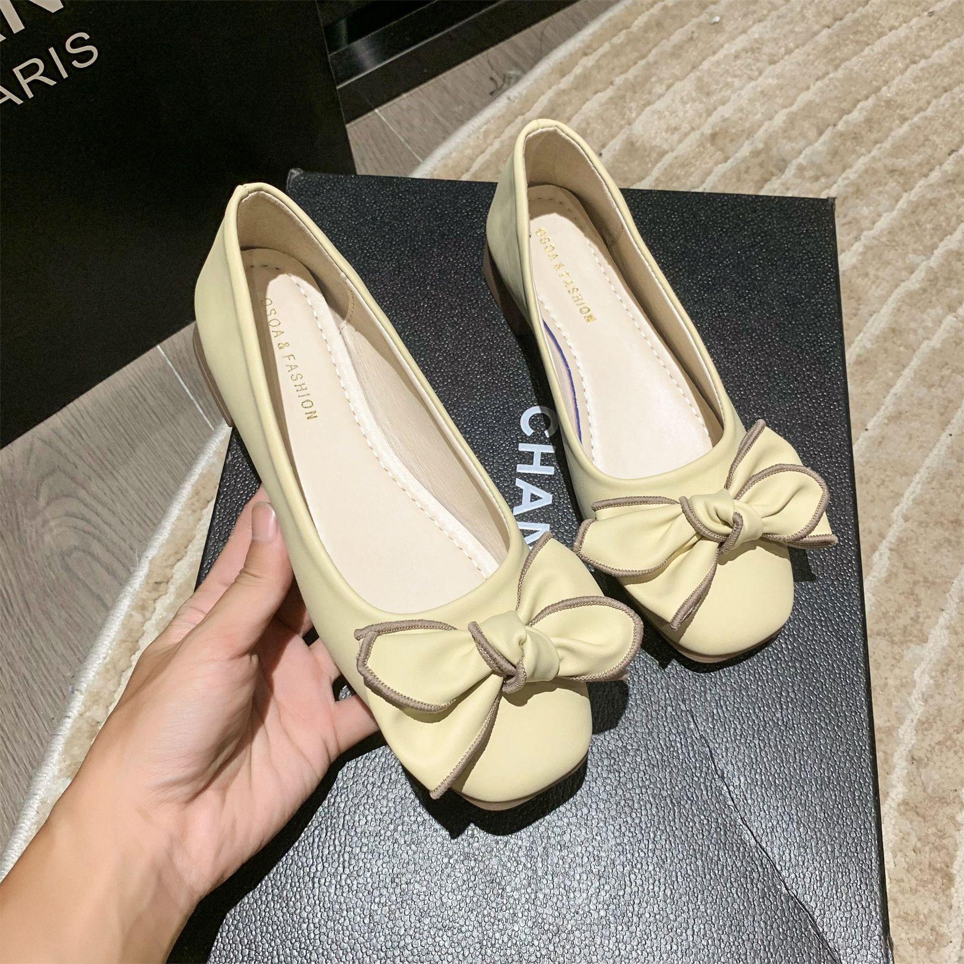 2025 spring and summer new French soft-soled single shoes women s skirt Mary Jane small leather shoes women s shallow soft-soled beanie shoes 40
2025 spring and summer new French soft-soled single shoes women s skirt Mary Jane small leather shoes women s shallow soft-soled beanie shoes 40