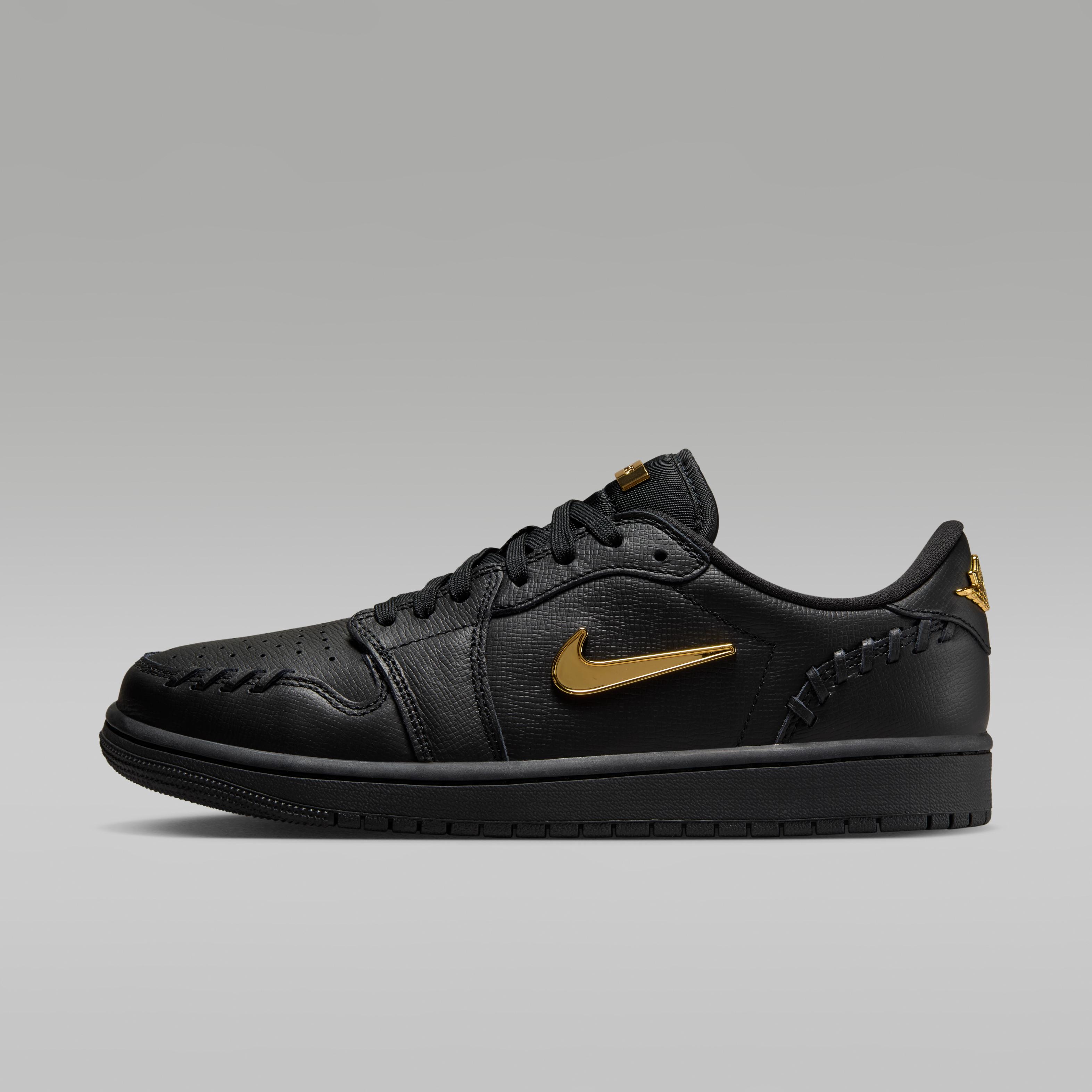 Jordan 1 Low Method of Make Black Metallic Gold (Women s) 35.5
Jordan 1 Low Method of Make Black Metallic Gold (Women s) 35.5