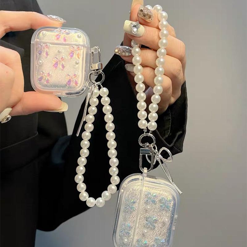 Xiaoqing Fresh Air Earphone Cover Is Suitable For Apple Airpods4 Pearl Chain Airpods3Pro Bow Pendant. airpods pro 3rd generation
Xiaoqing Fresh Air Earphone Cover Is Suitable For Apple Airpods4 Pearl Chain Airpods3Pro Bow Pendant. airpods pro 3rd generation