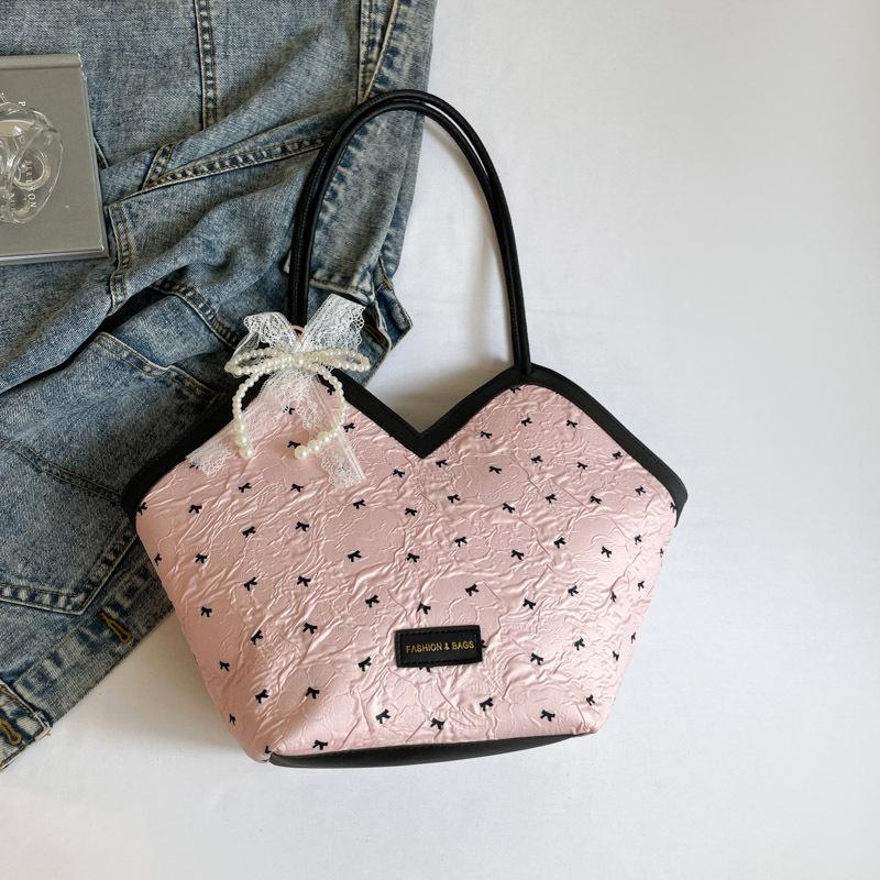 Красивая сумка-тоут, новая сумка-мессенджер, универсальная, большой вместимости, нишевая, высококлассная, на плечо/подмышку No pendant
Красивая сумка-тоут, новая сумка-мессенджер, универсальная, большой вместимости, нишевая, высококлассная, на плечо/подмышку No pendant