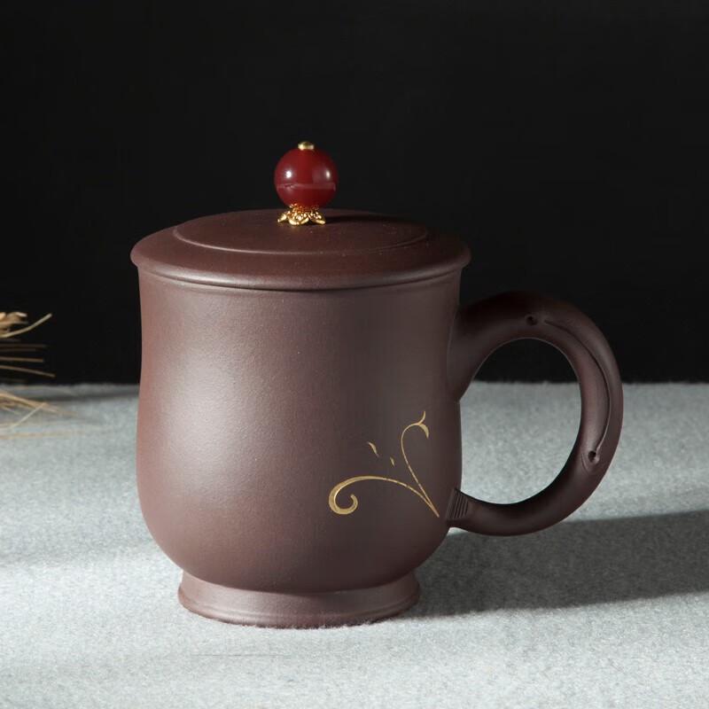 Wan Chun He Zisha Tea Cup - Unique Design
Wan Chun He Zisha Tea Cup - Unique Design